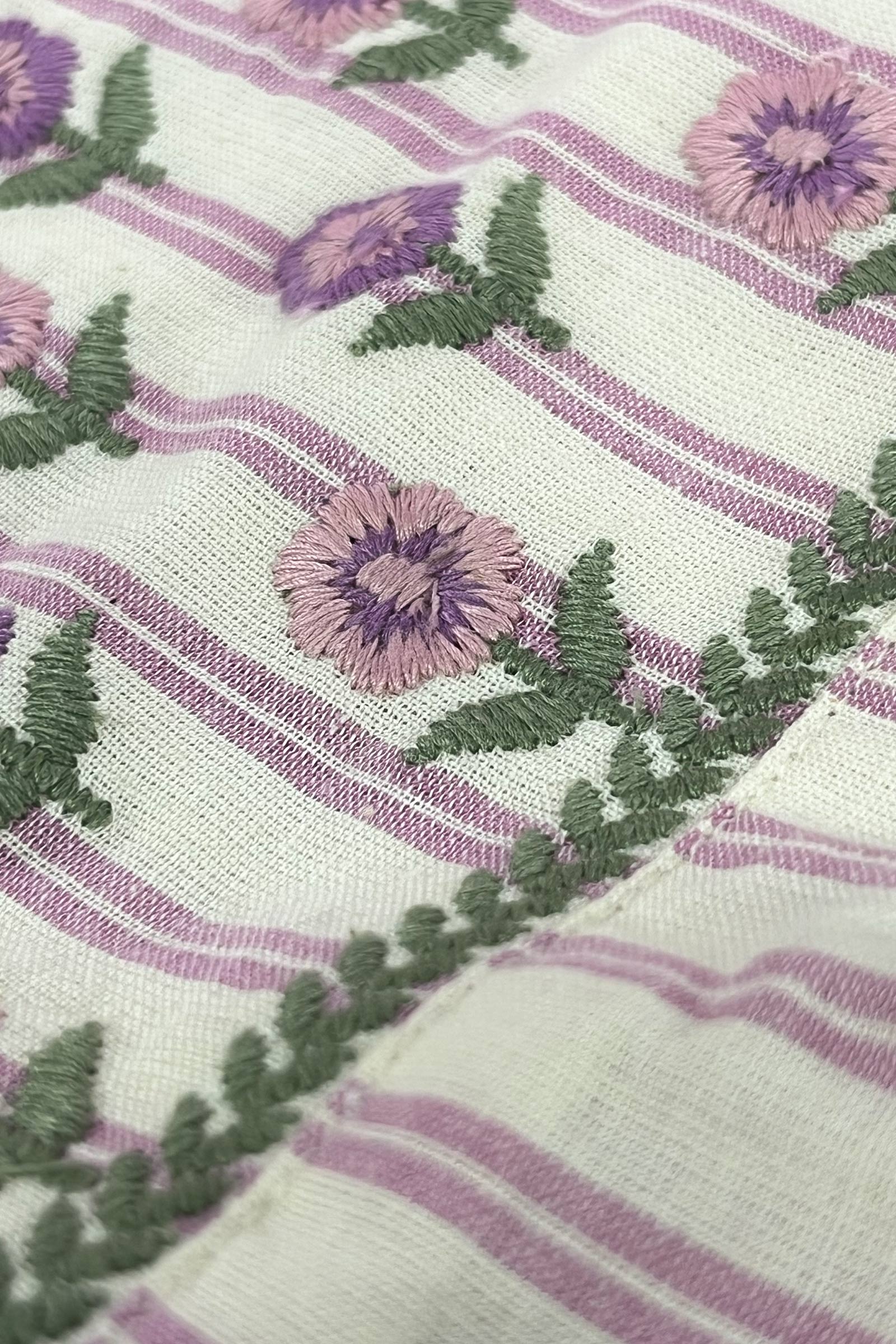 Gulbarg Amira Kurta