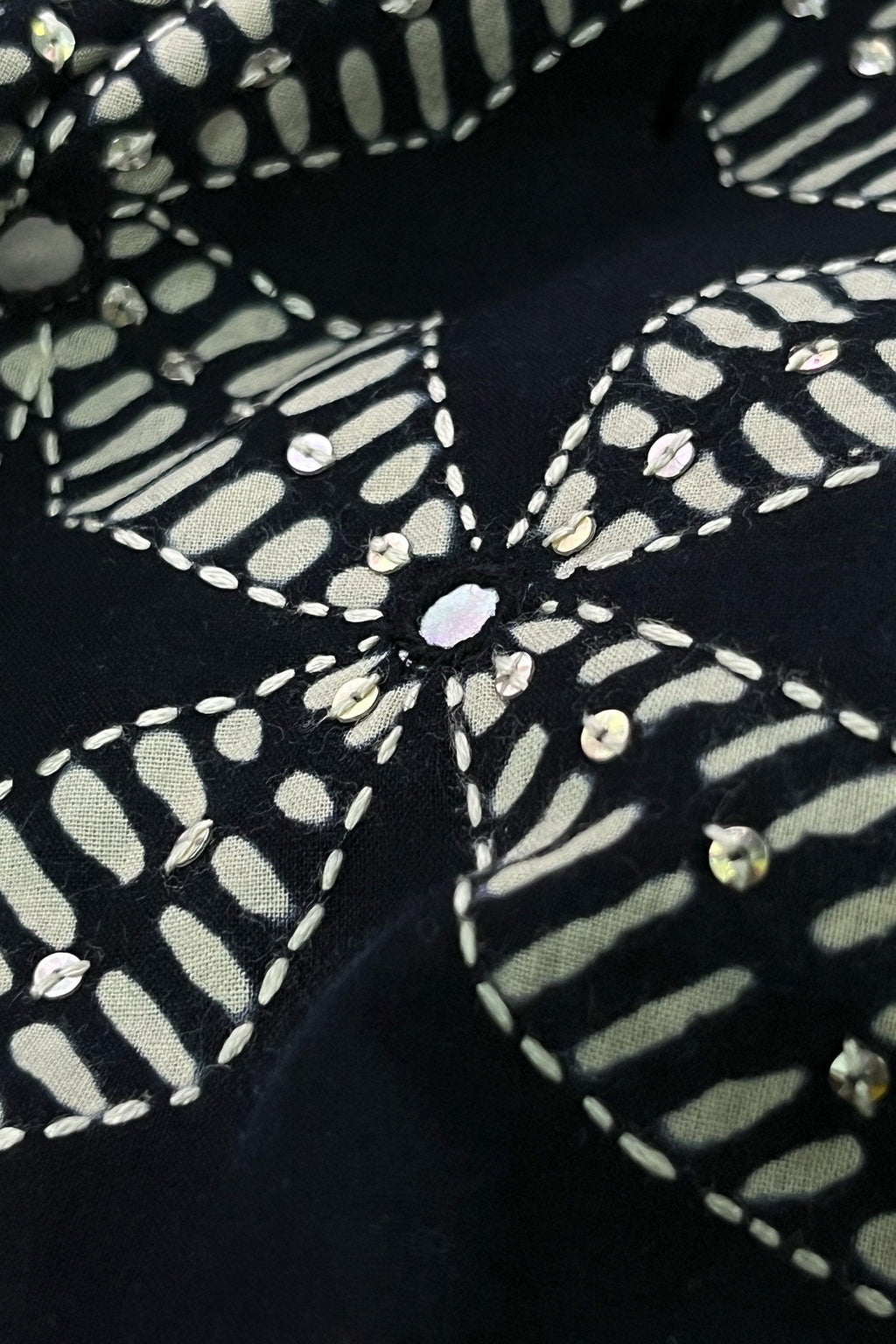Mirza Ameera Kurta