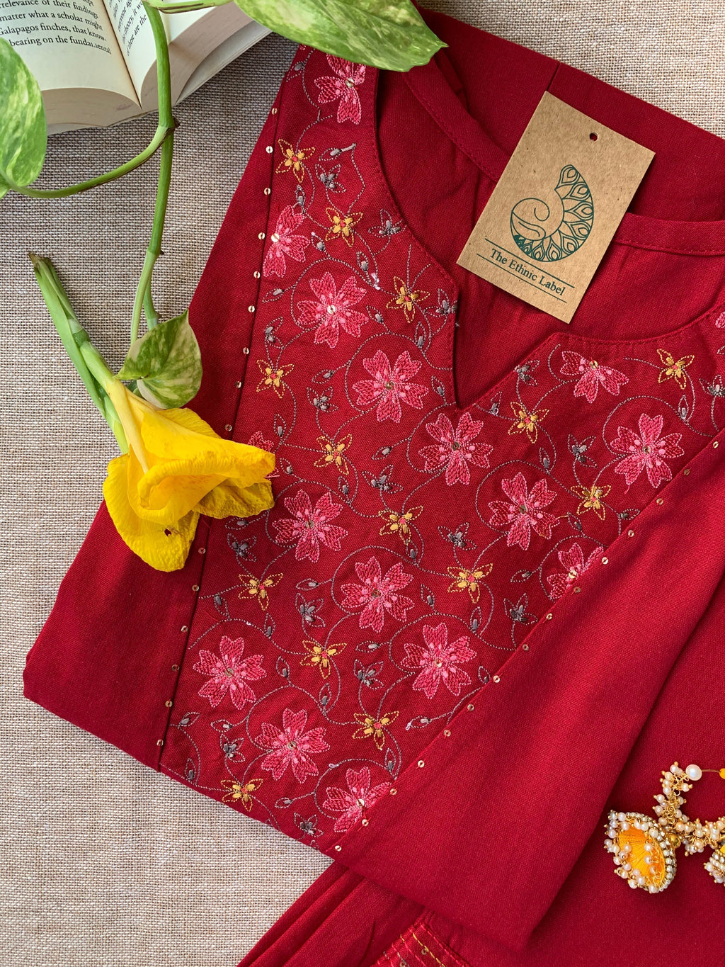 "Mahua" Hand Embroidered Cotton Kurta Set(2pc)